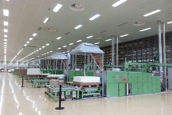 貴陽卷煙廠多聯機房采用可調式阻尼彈簧<a href='http://www.02577.cn' target='_blank'><u>減震器</u></a>
